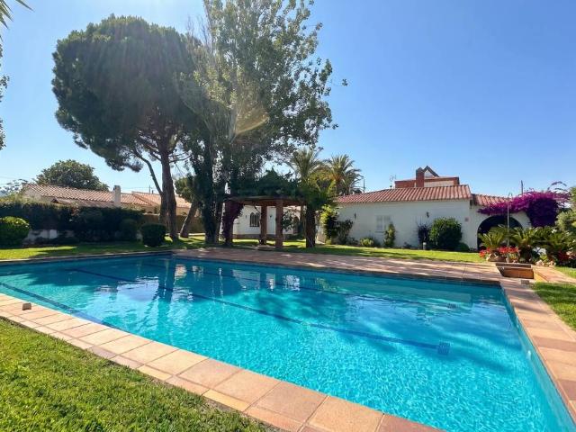 Casa chalet en Venta en Centre