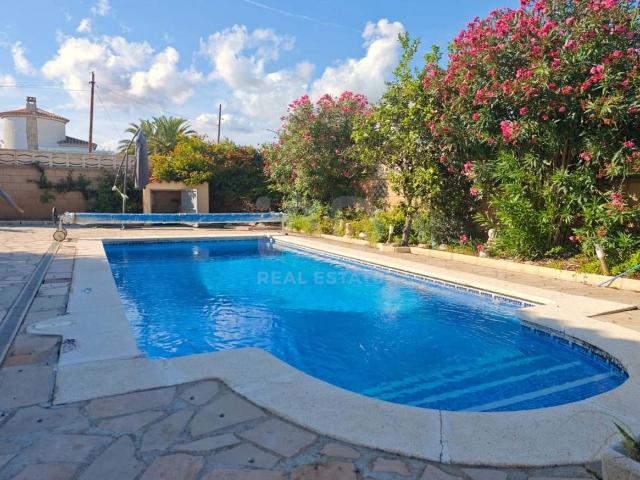 Casa chalet en Venta en Centre