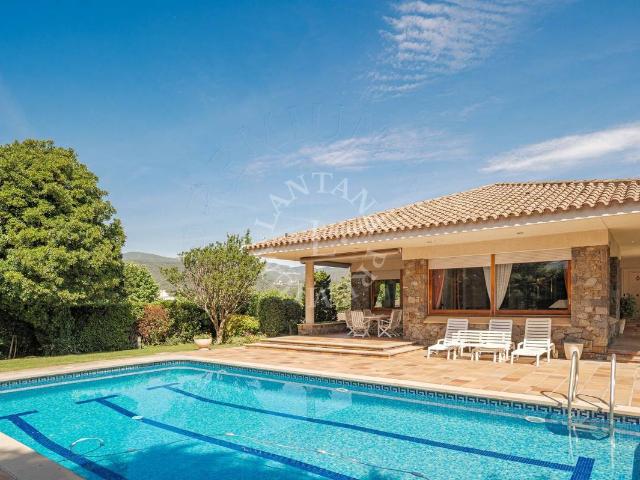 Casa chalet en Venta en Centre