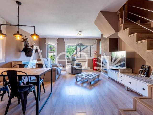 Casa chalet en Venta en Centre