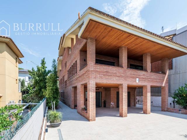 Casa chalet en Venta en Centre