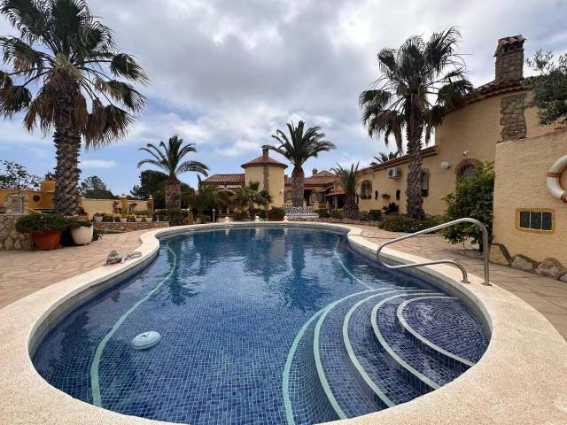 Casa chalet en Venta en Centre