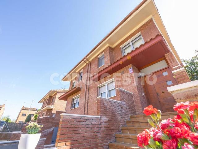 Casa chalet en Venta en Centre