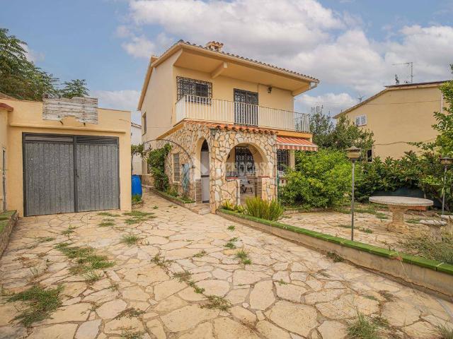 Casa chalet en Venta en Centre
