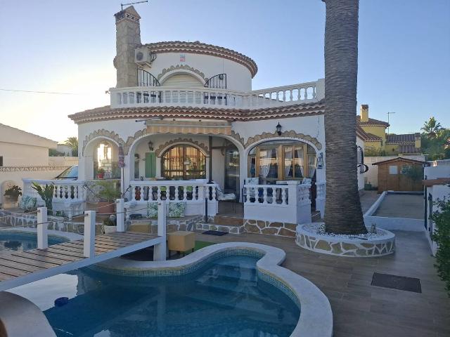Casa chalet en Venta en Centre