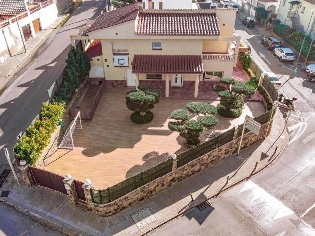 Casa chalet en Venta en Centre