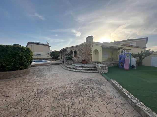 Casa chalet en Venta en Centre