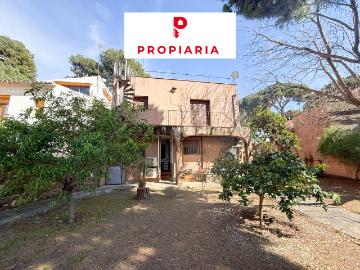Casa chalet en Venta en Centre Can Nadal