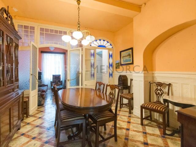 Casa chalet en Venta en Centre Històric