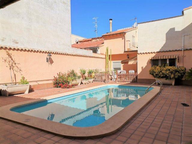 Casa chalet en Venta en Centre Zona Alta
