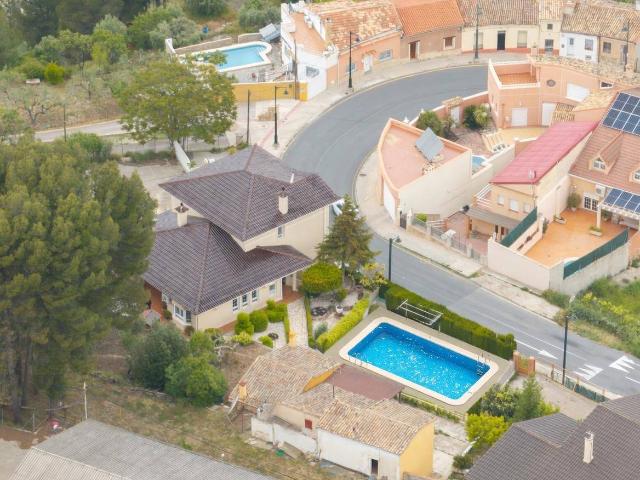 Casa chalet en Venta en Centre Zona Alta