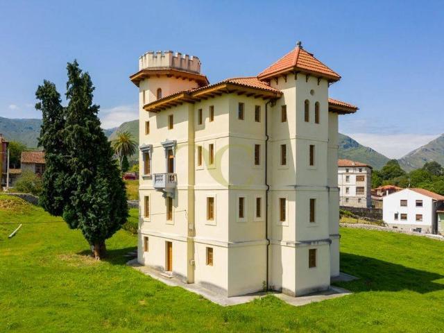 Casa chalet en Venta en Celorio Poó Parres