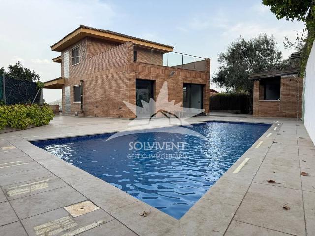 Casa chalet en Venta en Cervelló