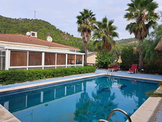 Casa chalet en Venta en Cervelló
