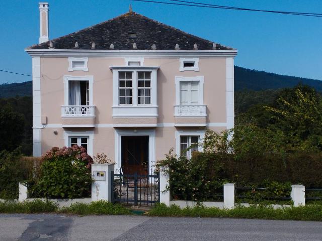 Casa chalet en Venta en Cervo