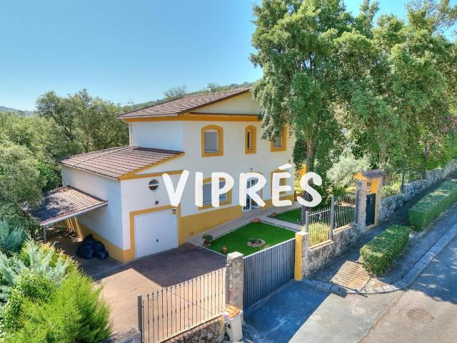 Casa chalet en Venta en Ceres Golf