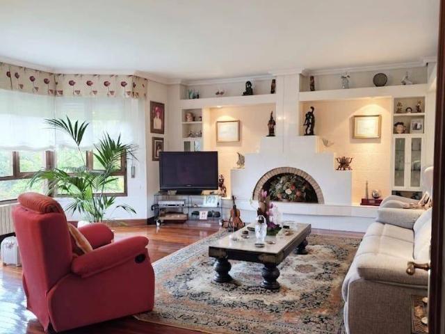 Casa chalet en Venta en Cerezo Aspla Torres