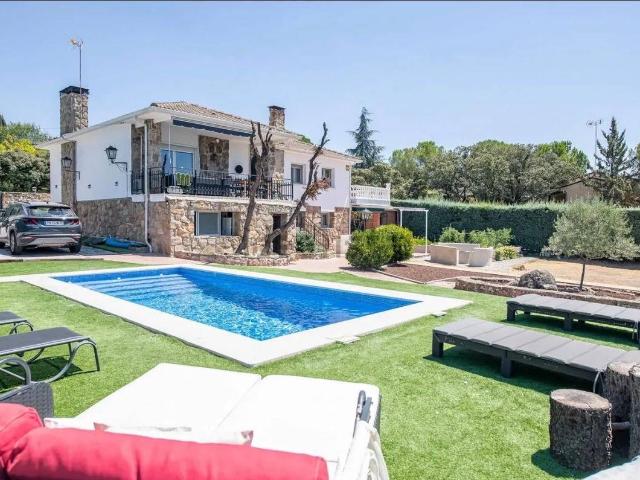 Casa chalet en Venta en Cerro Alarcón