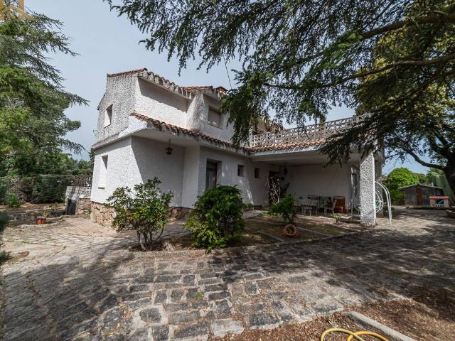 Casa chalet en Venta en Cerro Alarcón