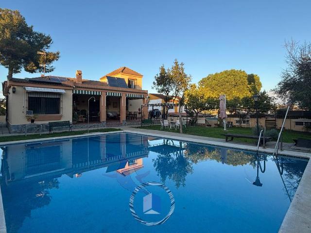 Casa chalet en Venta en Cerros de Montequinto
