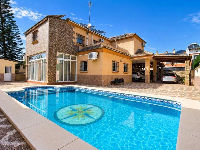 Casa chalet en Venta en Cerros de Montequinto