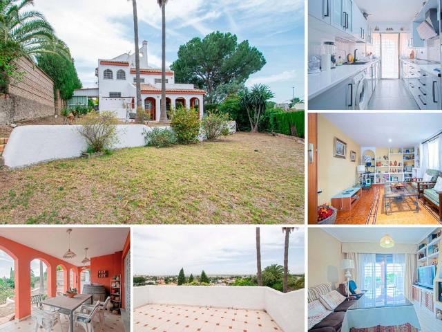 Casa chalet en Venta en Cerros de Montequinto