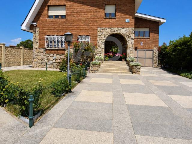 Casa chalet en Venta en Chozas de Abajo