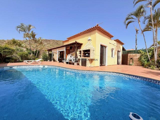 Casa chalet en Venta en Cho Parque de la Reina