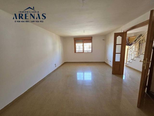Casa chalet en Venta en Chauchina