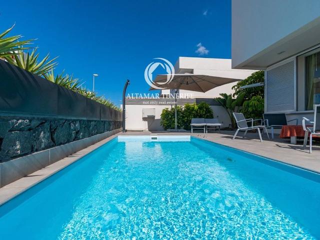 Casa chalet en Venta en Chayofa