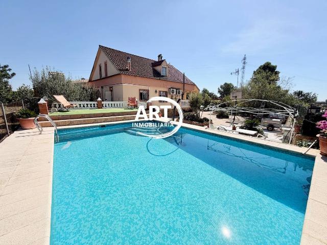 Casa chalet en Venta en Cheste