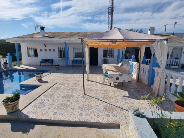 Casa chalet en Venta en Ciutat del Transport La Salera
