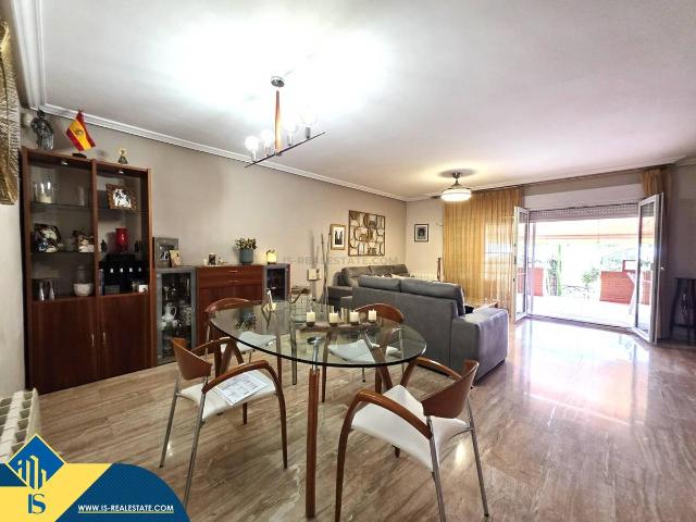 Casa chalet en Venta en Ciudad Jardín