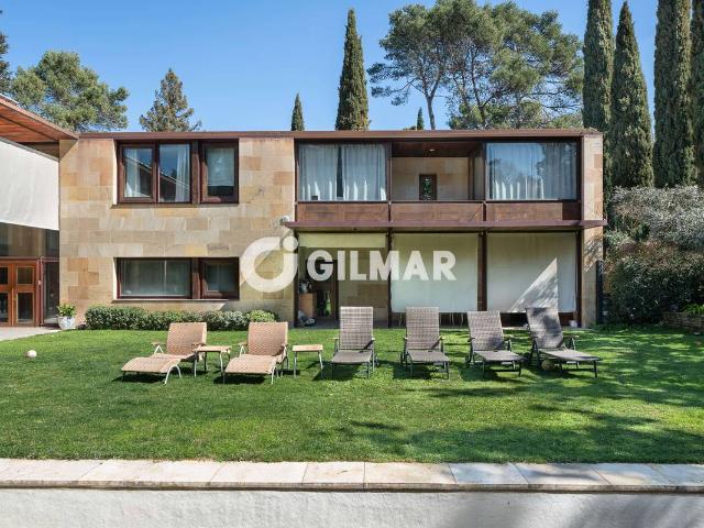 Casa chalet en Venta en Ciudad Universitaria
