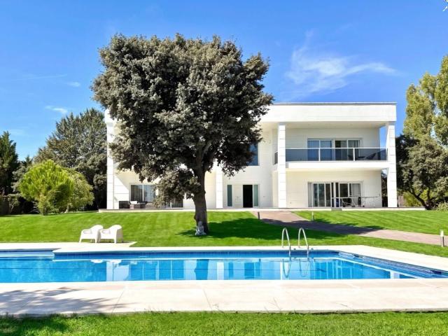 Casa chalet en Venta en Ciudalcampo