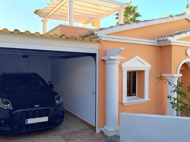 Casa chalet en Venta en Cometa