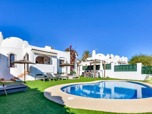 Casa chalet en Venta en Cometa