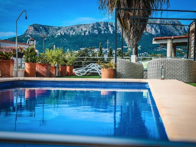 Casa chalet en Venta en Cometa