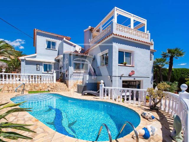 Casa chalet en Venta en Cometa