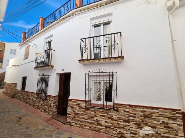 Casa chalet en Venta en Cómpeta