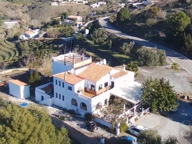Casa chalet en Venta en Cómpeta