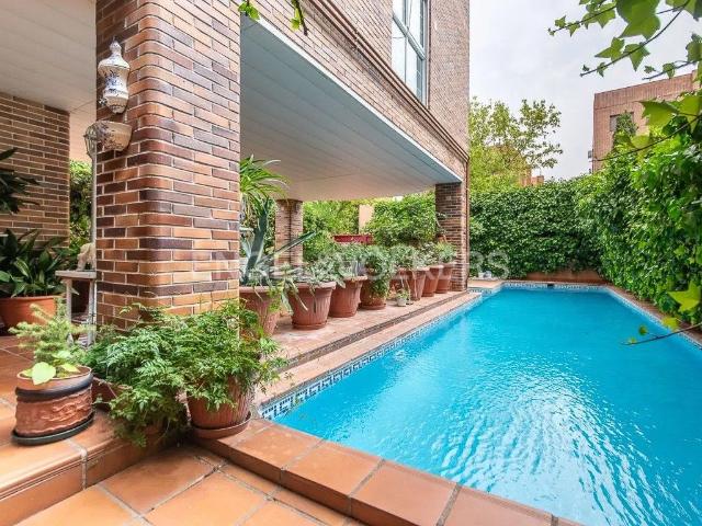 Casa chalet en Venta en Concepción