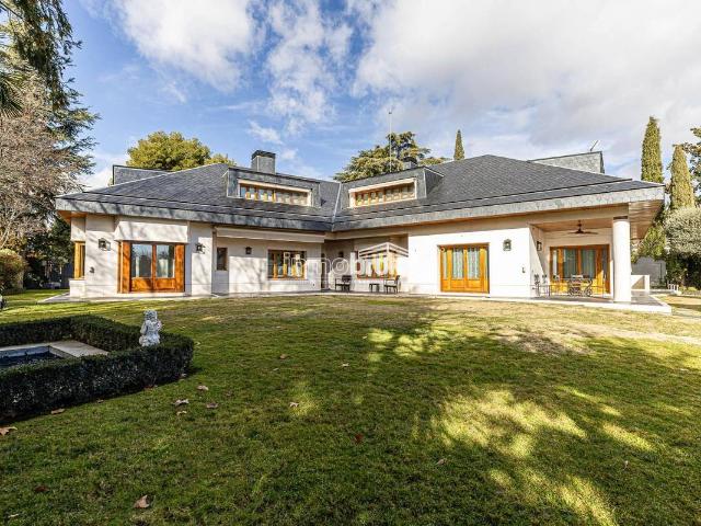 Casa chalet en Venta en Conde Orgaz Piovera