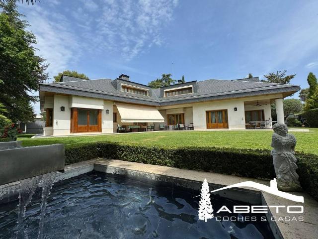 Casa chalet en Venta en Conde Orgaz Piovera