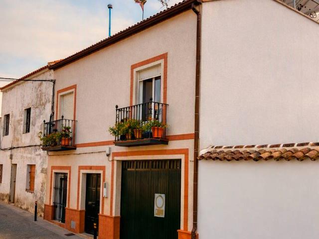 Casa chalet en Venta en Constantina