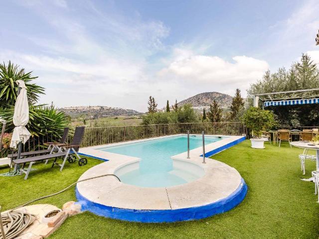 Casa chalet en Venta en Coín