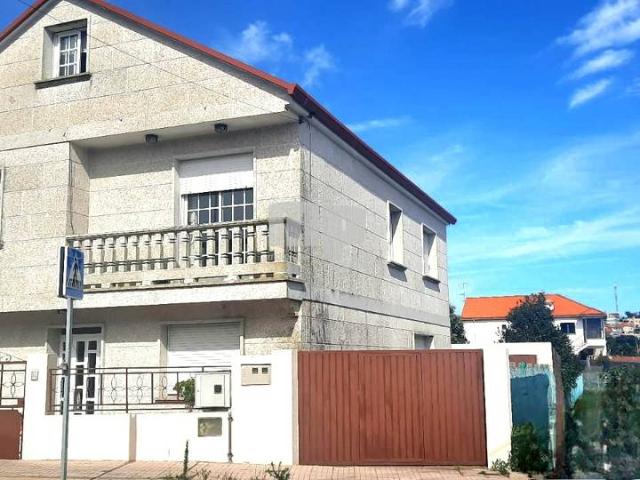 Casa chalet en Venta en Coiro