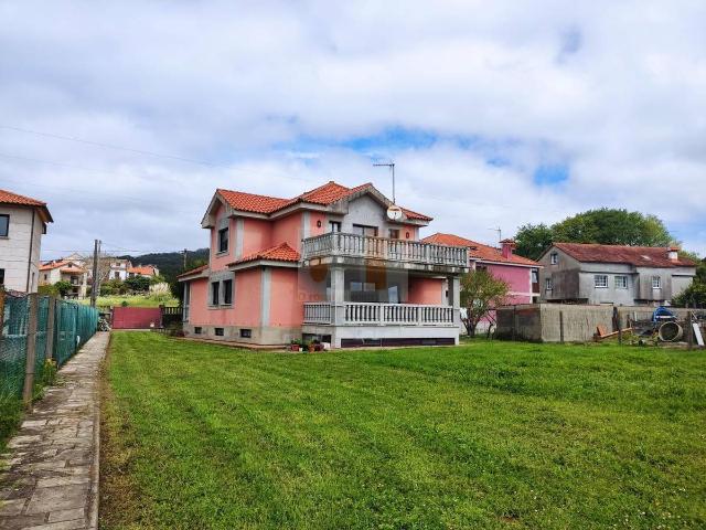 Casa chalet en Venta en Coiro