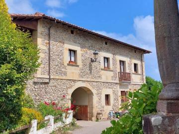 Casa chalet en Venta en Colunga