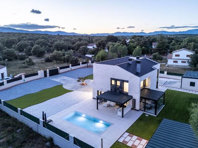 Casa chalet en Venta en Colmenarejo